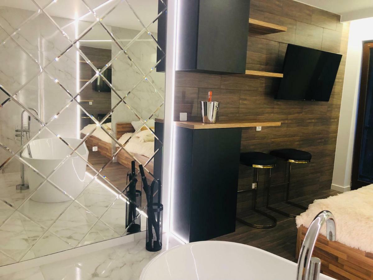 Yourapart Chmielna Park Exclusive Z Wanna Wolnostojaca Lub Jacuzzi Danzica Esterno foto