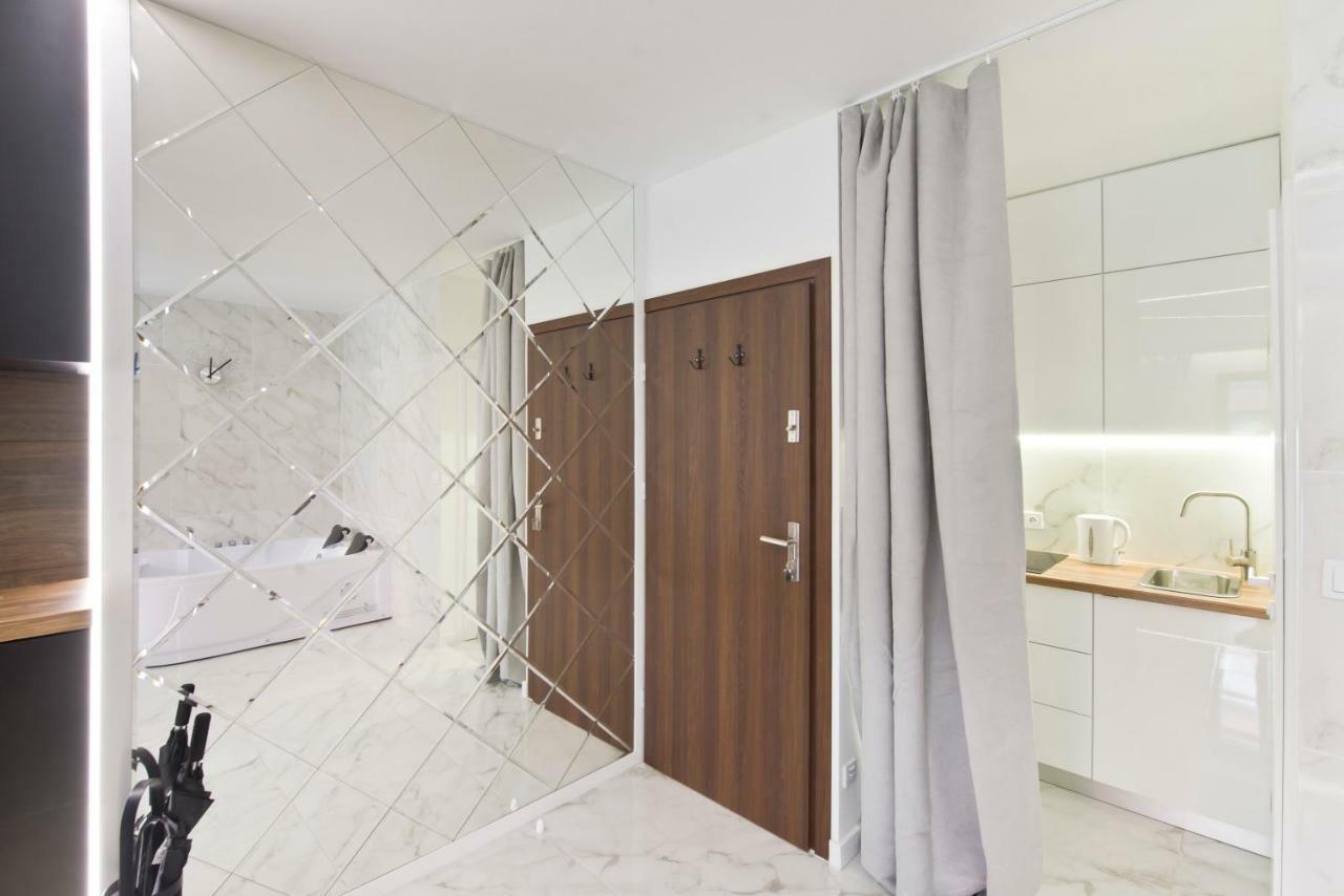 Yourapart Chmielna Park Exclusive Z Wanna Wolnostojaca Lub Jacuzzi Danzica Esterno foto